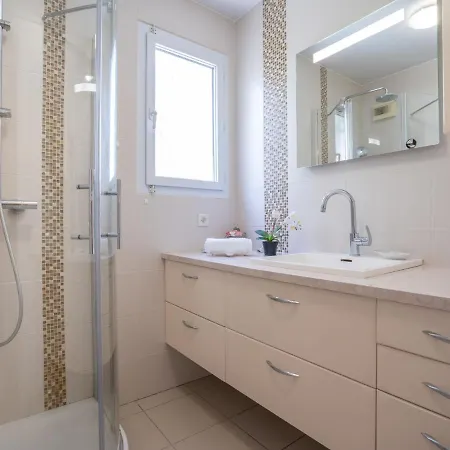Le Grand Parc-5 By Interhome شقة *